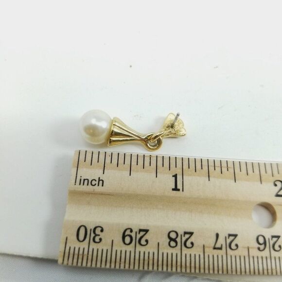 Vintage Faux Pearl Dangle Stud Earrings, Nice Size, Gold Tone Setting, Classic - Picture 4 of 5